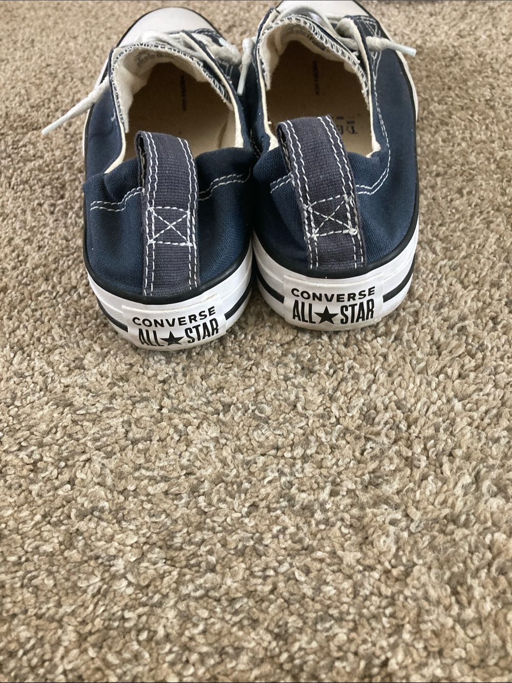 Converse women’s Low Top slip on Sneakers in Navy and White - Picture 3 of 8